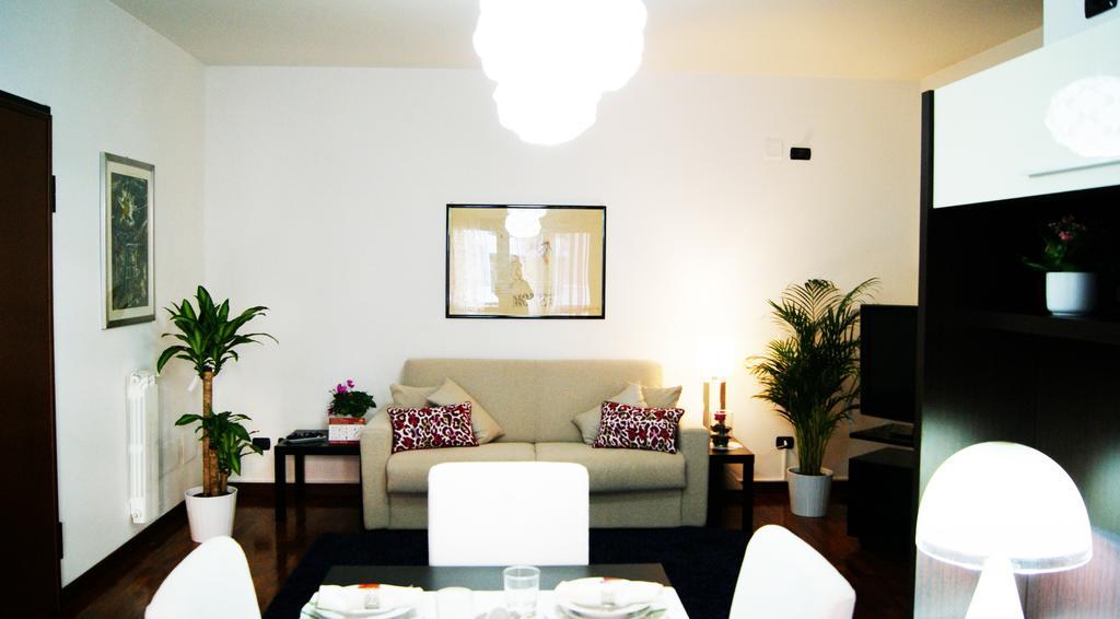 Catia Sweet Holiday 2 Fiumicino Habitación foto